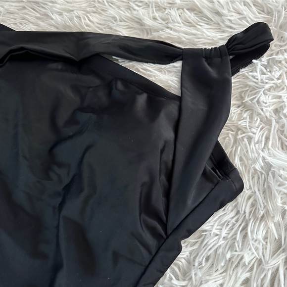 HOLIPICK One-Shoulder Ruched Black Swimsuit Women’s Size M - Picture 4 of 15